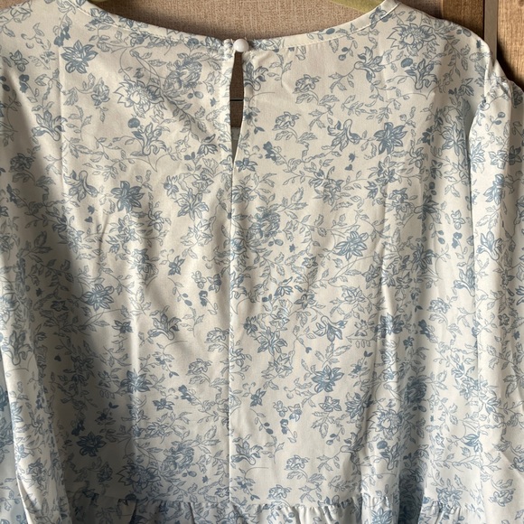 FINAL MARKDOWN Delicate floral top XXL - Picture 13 of 16